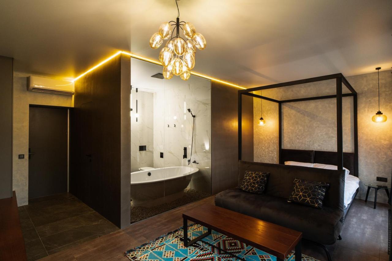 Sofa Boutique Hotel & Spa Sumî Exterior foto